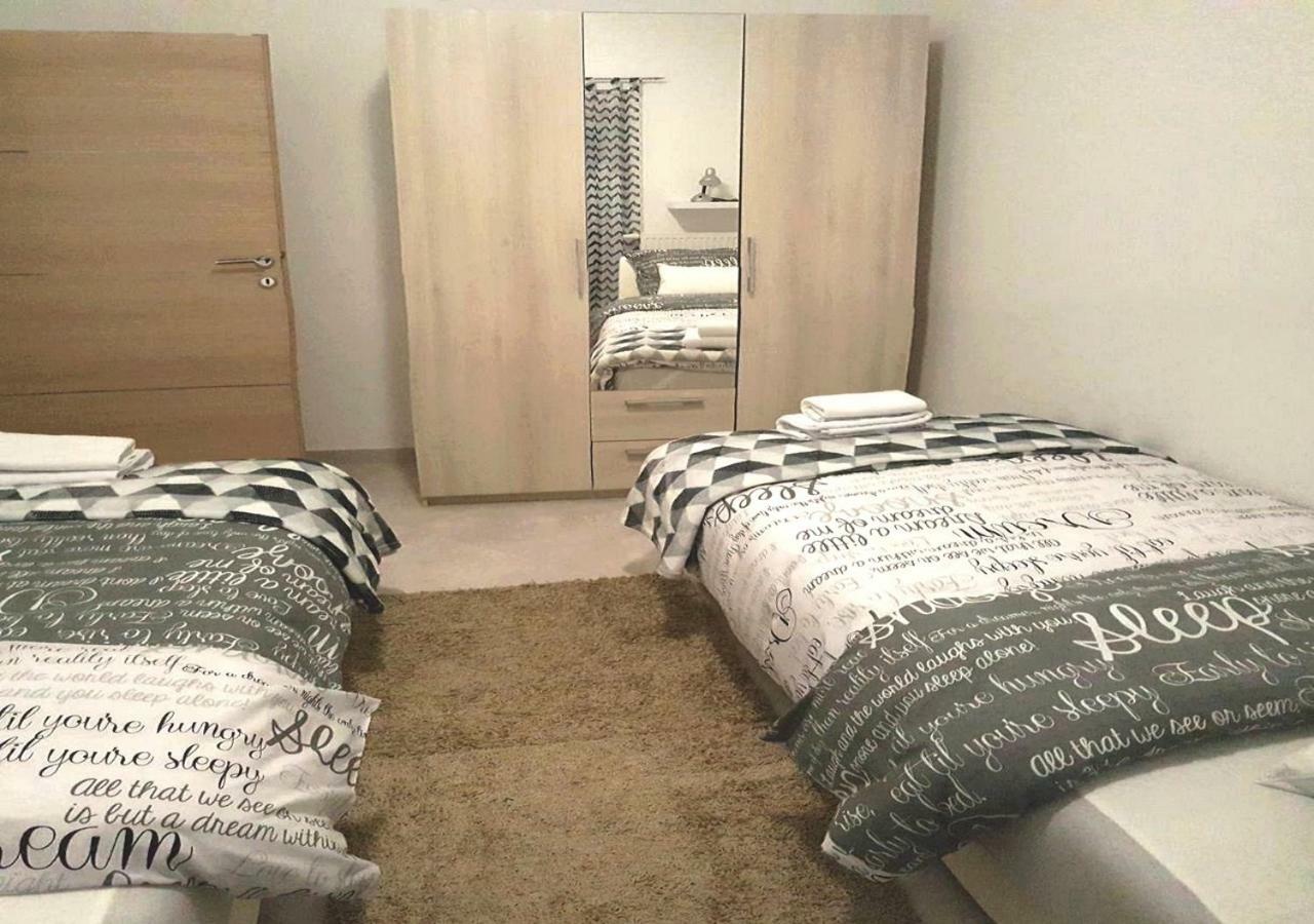 Apartman Pampas オシエク エクステリア 写真